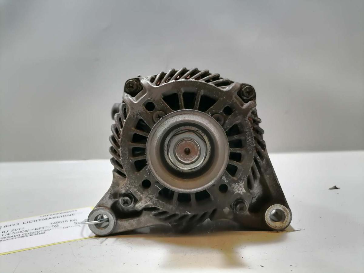 Peugeot 207 original Lichtmaschine Generator 1,4 54KW Bj.2011 Peugeot 207 original Lichtmaschine Generator 1,4 54KW Bj.2011